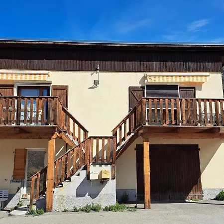 Appartamento Beau T3 A Avec Terrasse Et Parking - Fr-1-165a-176